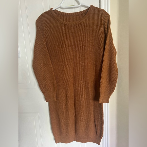 Brown Long Sleeve Sweater Dress Size Medium - Picture 1 of 1